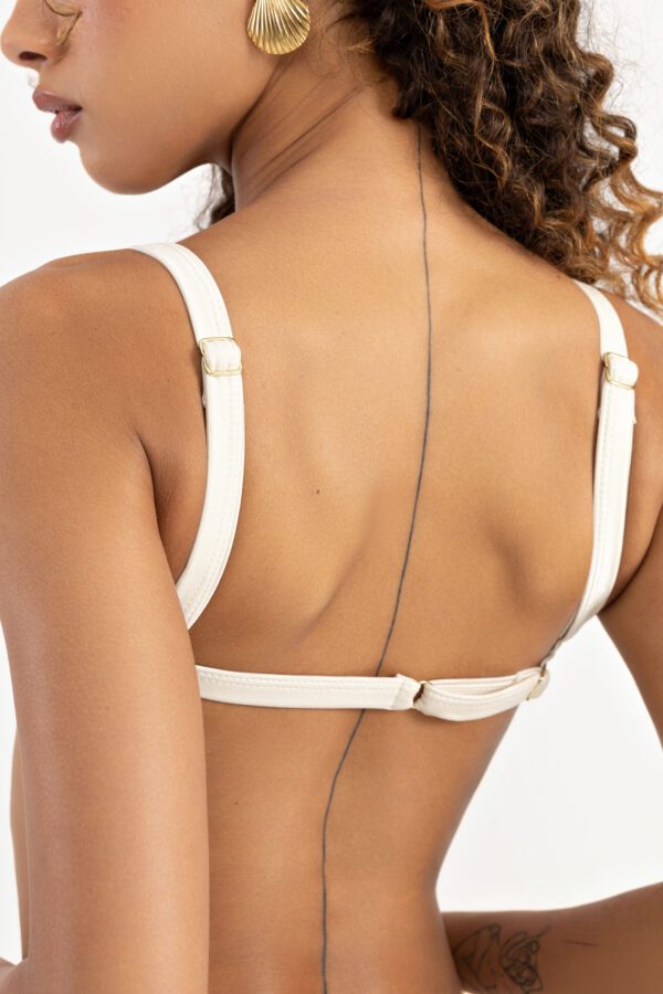 Top Fixo Retrô com Friso Bombinhas Cor Off-White - Image 7